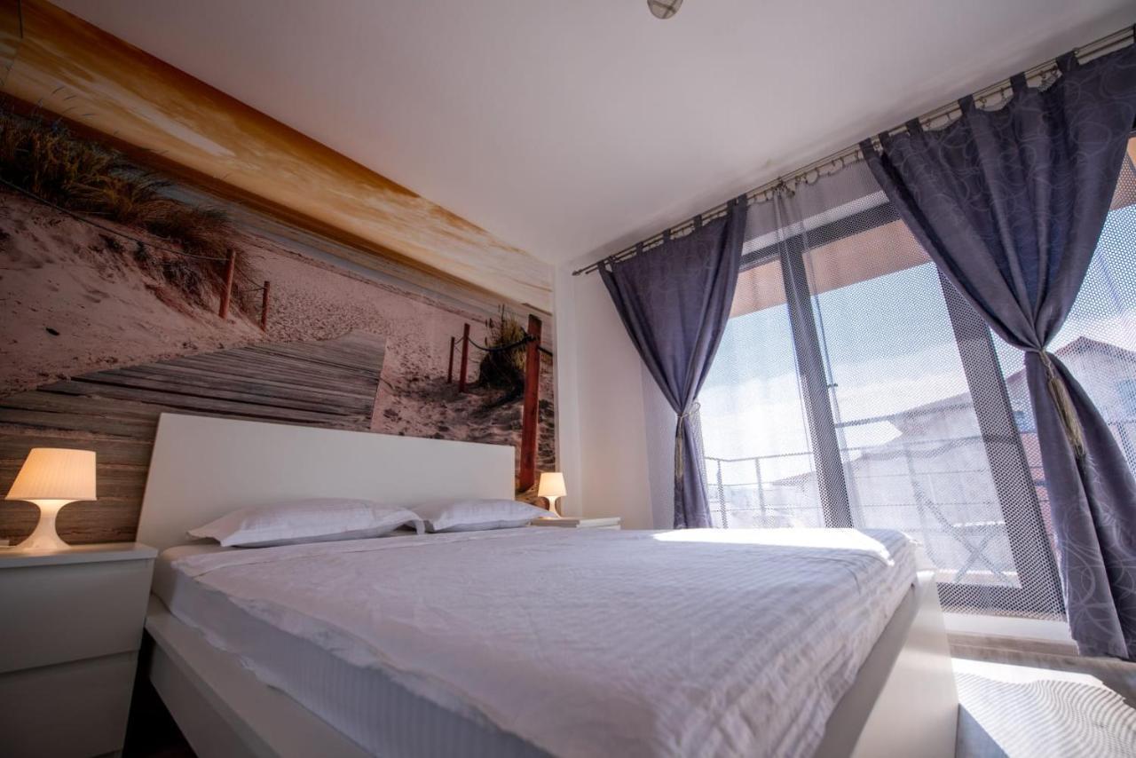 Sea Side Ada Apartment Năvodari Екстериор снимка