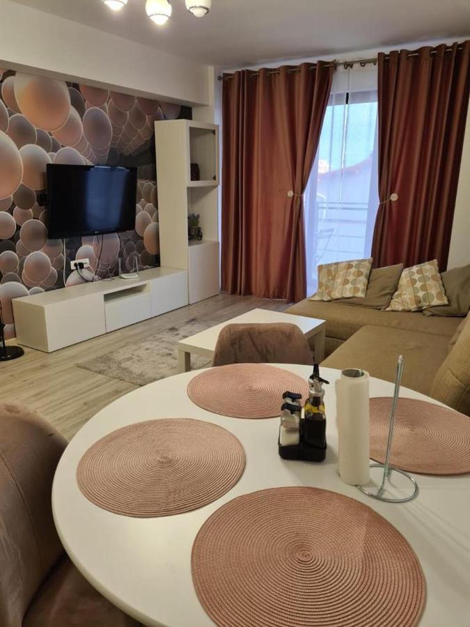Sea Side Ada Apartment Năvodari Екстериор снимка